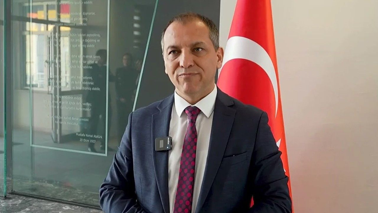 İl Milli Eğitim Müdürü’nün yazışmaları ifşa oldu! Kadın öğretmene skandal mesajlar... - Sayfa 2