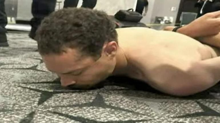 Donald Trump'a silahlı saldırı girişimi! Apar topar salondan çıkarıldı… - Sayfa 8