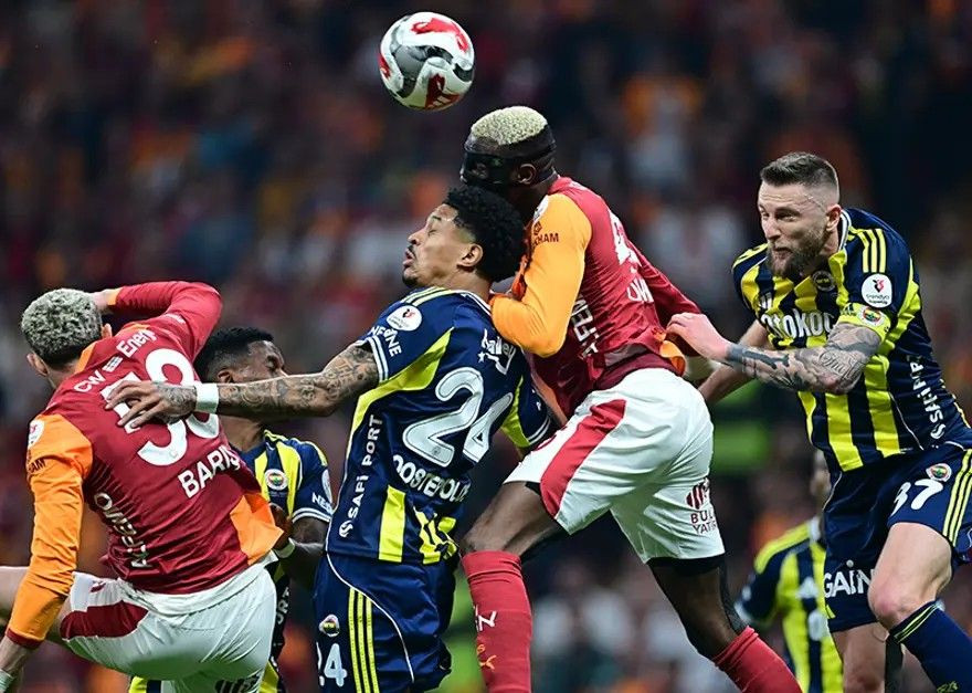 Aslan şampiyonluk kapısını araladı... Galatasaray’dan Fenerbahçe’ye ağır darbe! - Sayfa 9