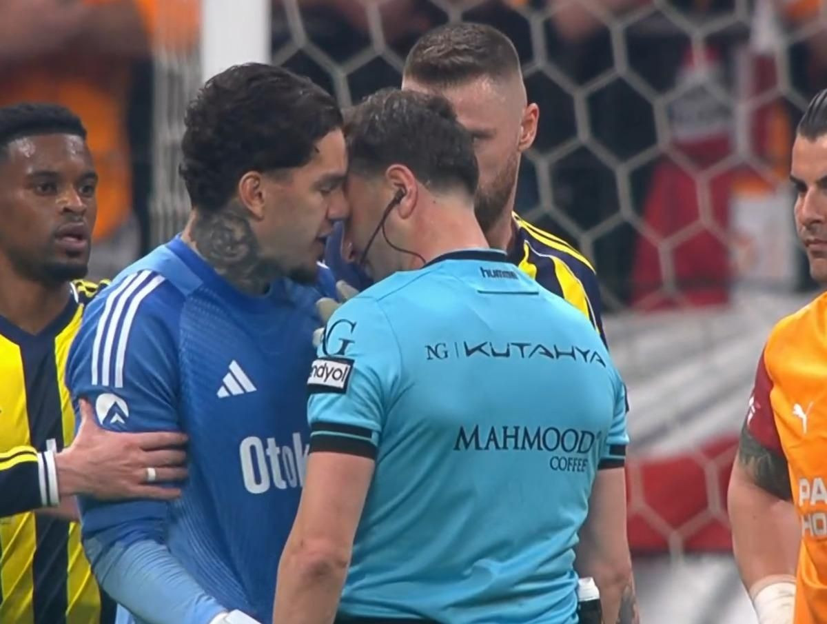 Derbide kırmızı kart gören Ederson'dan açıklama: Fenerbahçe taraftarının hedefindeki isim - Sayfa 6