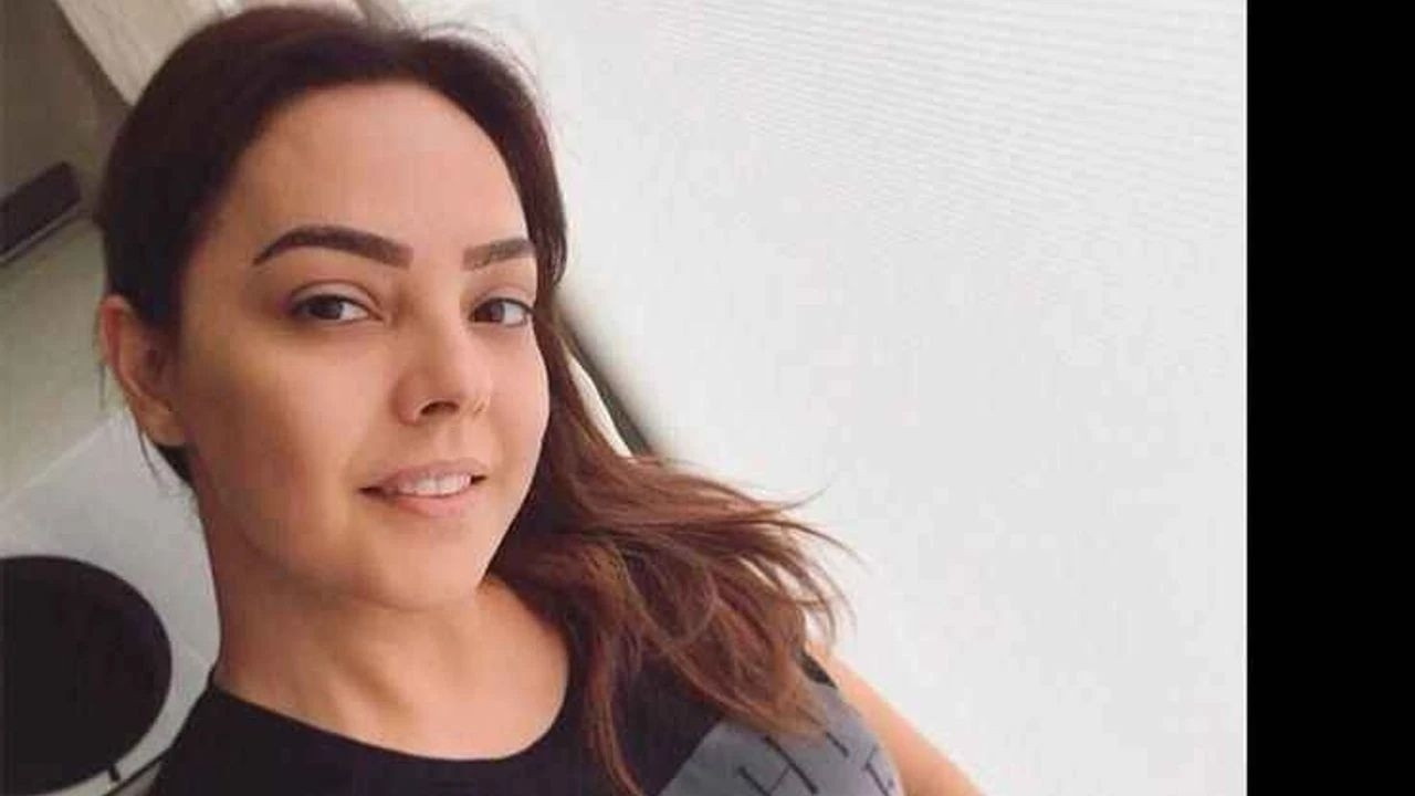 Ebru Gündeş yaptırdığı estetiğe servet saçtı: 10 yaş gençleşti - Sayfa 7