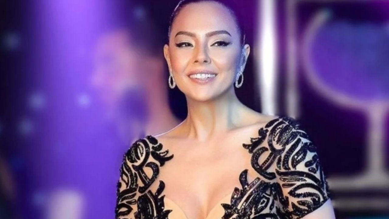 Ebru Gündeş yaptırdığı estetiğe servet saçtı: 10 yaş gençleşti - Sayfa 10