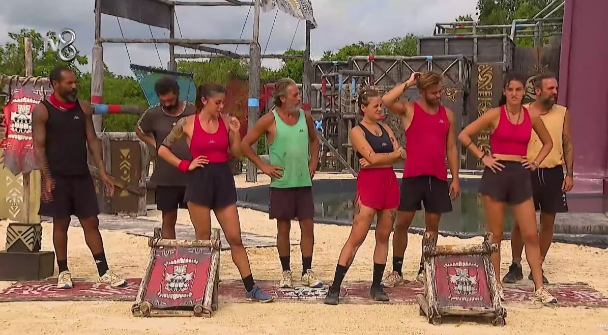 Büyük iletişim ödülünü hangi takım kazandı? Survivor’da bomba aşk itirafı! - Sayfa 4