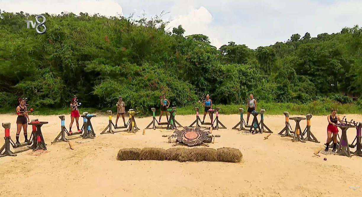 Büyük iletişim ödülünü hangi takım kazandı? Survivor’da bomba aşk itirafı! - Sayfa 1