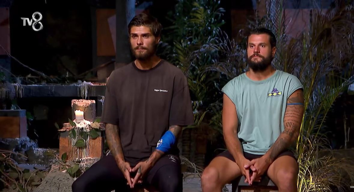 Büyük iletişim ödülünü hangi takım kazandı? Survivor’da bomba aşk itirafı! - Sayfa 13