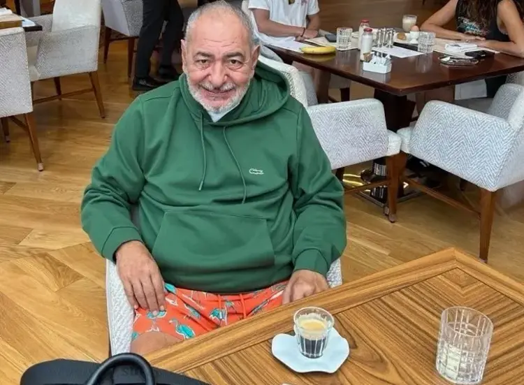 Reha Muhtar son yolculuğuna uğurlandı! Çocukları tabutunun başından ayrılmadı - Sayfa 3