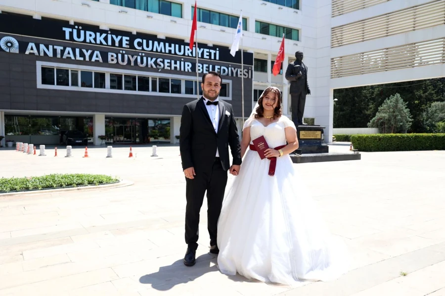 06.06.2026’da nikah yoğunluğu: Türkiye genelinde yüzlerce çift “özel tarih” için dünya evine girdi - Sayfa 2