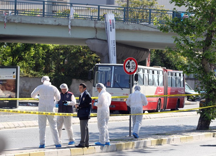 İSTANBUL ETİLER'DE BOMBA PATLADI - Sayfa 11