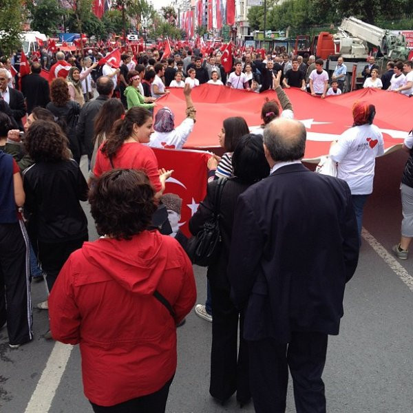 19  MAYIS'IN EN ÇOK KONUŞULAN FOTOĞRAFI! - Sayfa 2