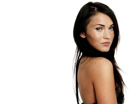 MEGAN FOX'UN FOTOĞRAFLARI İÇİN TIKLAYIN - Sayfa 1