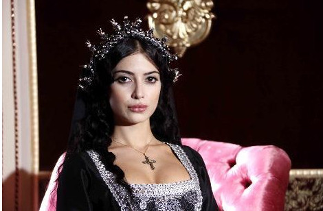 HÜRREM'İN YENİ RAKİBİ ISABELLA FORTUNA! - Sayfa 6