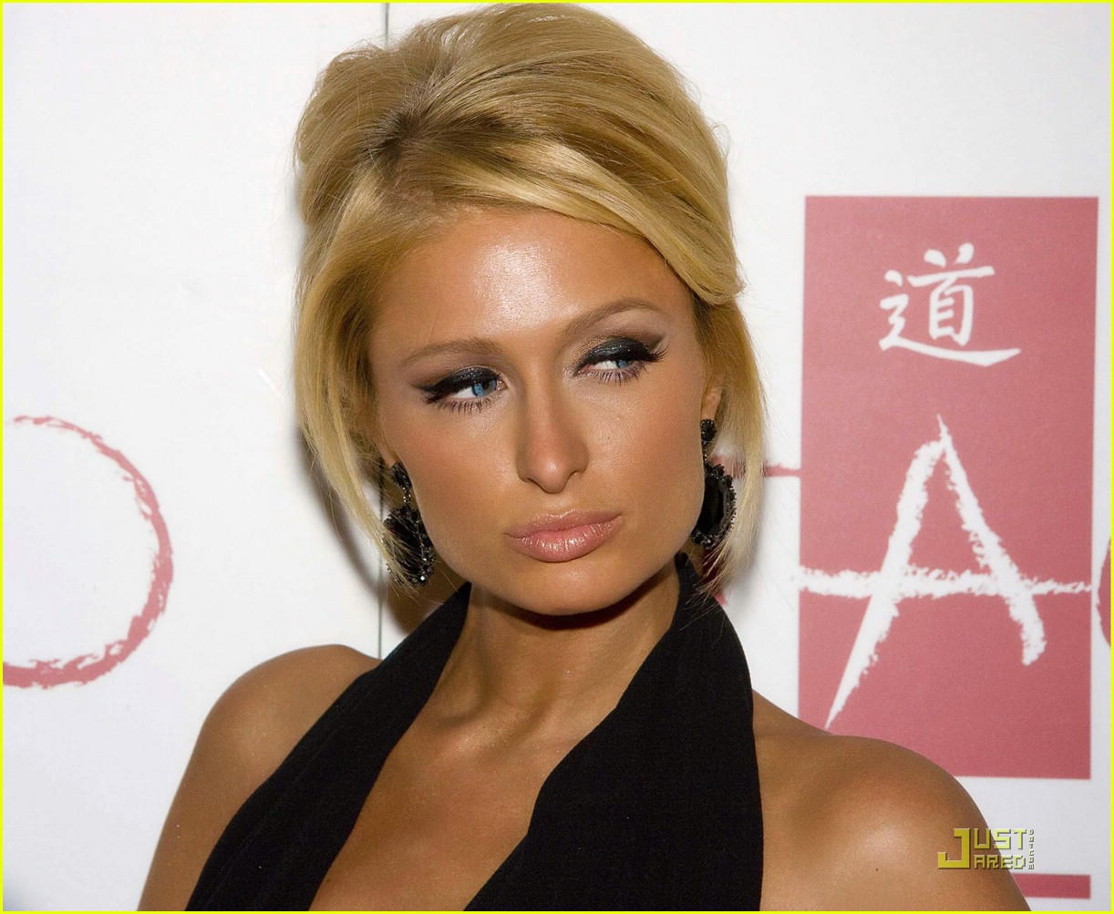 Paris Hilton: Çek Elini Popomdan ! - Sayfa 14