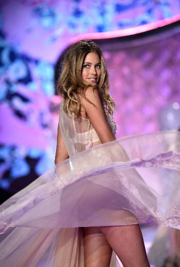 Victoria's Secret melekleri büyüledi! - Sayfa 9