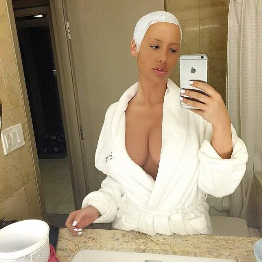 Amber Rose kalçalarıyla sosyal medyayı salladı - Sayfa 2