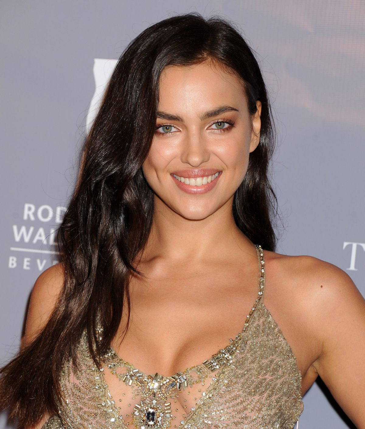 Irina Shayk çırılçıplak poz verdi - Sayfa 23