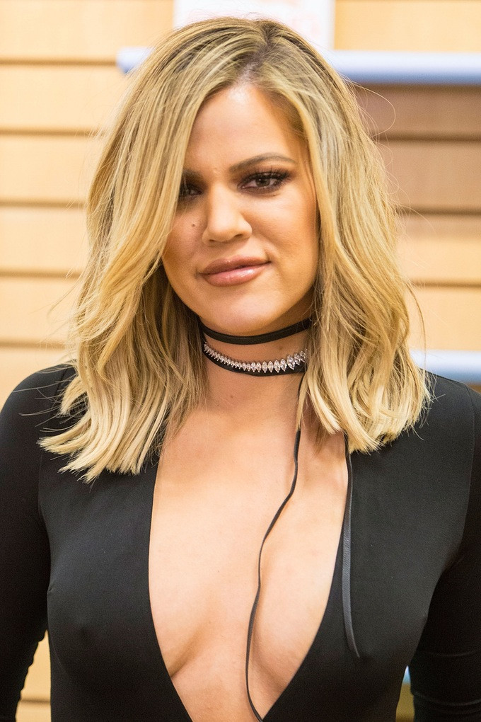 Khloe Kardashian göğüslerini büyütmek istiyor - Sayfa 9