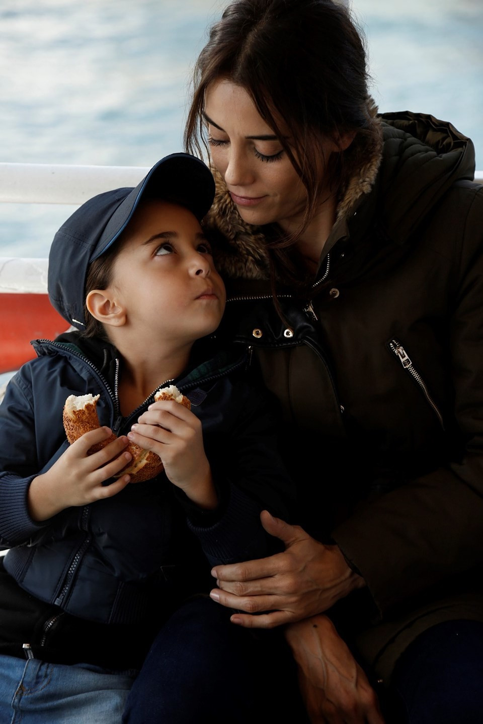 Bir döndü, pir döndü! Cansu Dere 'yok olduğu' 3 yılda neler yaptı? - Sayfa 14