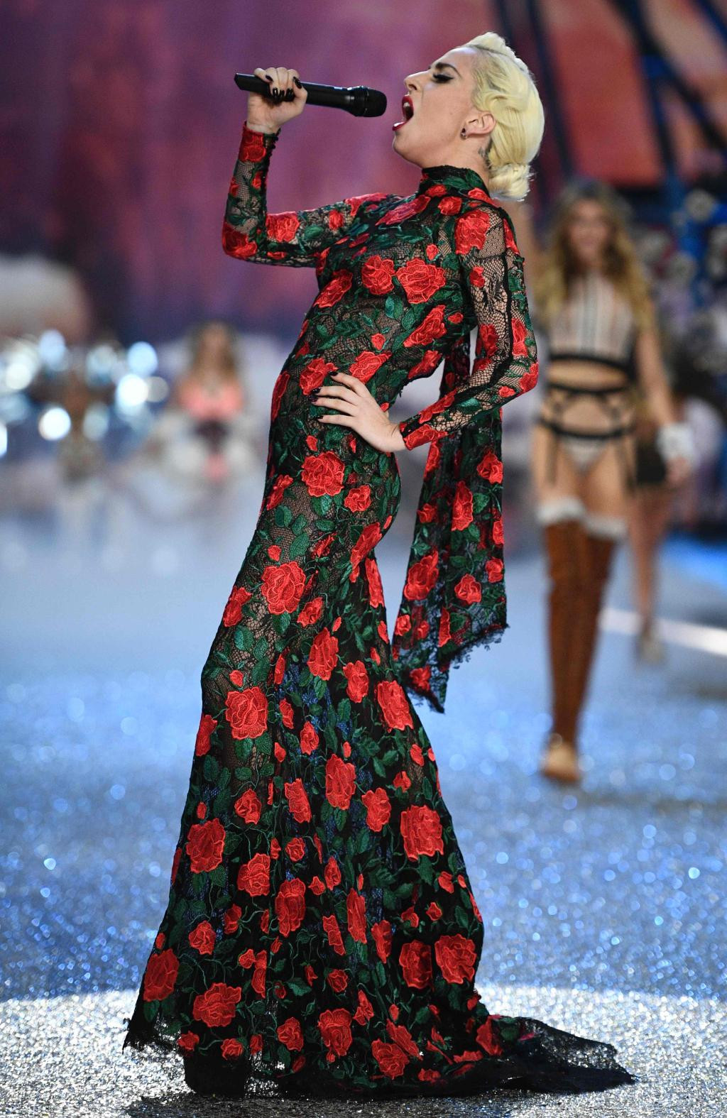 2016 Victoria's Secret Fashion Show Paris'te yapıldı - Sayfa 24