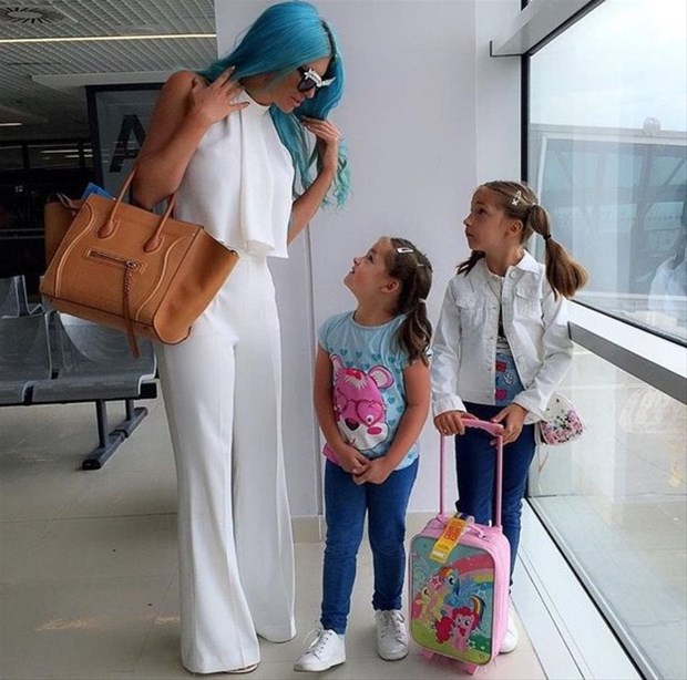 Jelena Karleusa'dan olay paylaşım! Tosic yatakta, fotoğrafı kim çekti? - Sayfa 18