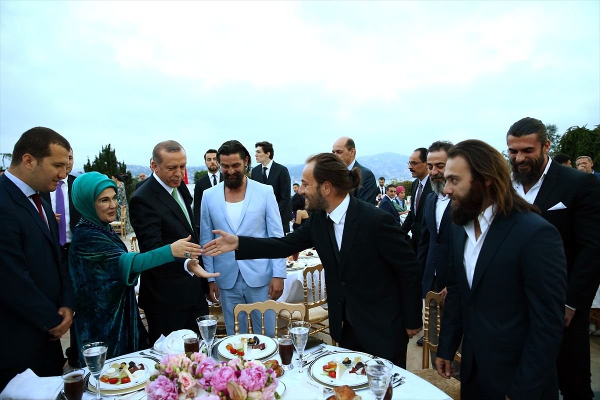 Erdoğan'ın iftar yemeğinde ünlüler geçidi - Sayfa 20