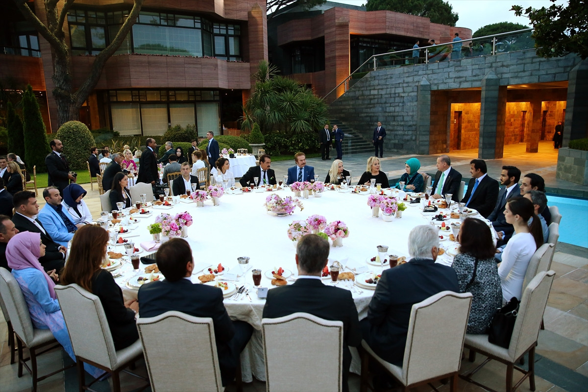 Erdoğan'ın iftar yemeğinde ünlüler geçidi - Sayfa 28