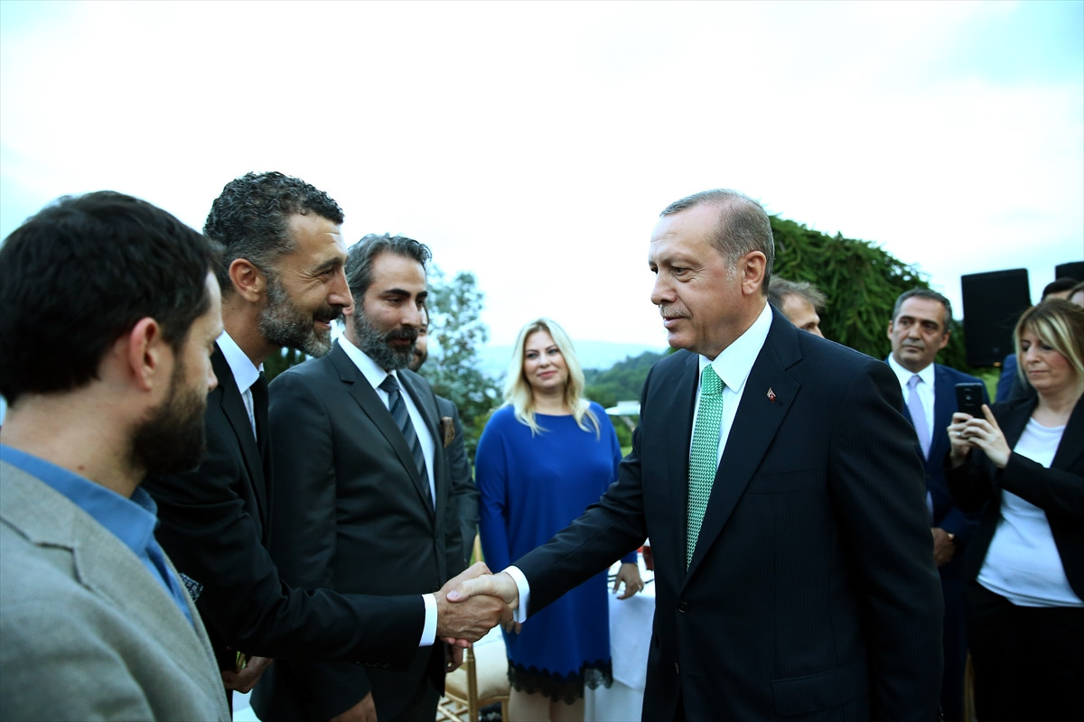 Erdoğan'ın iftar yemeğinde ünlüler geçidi - Sayfa 55