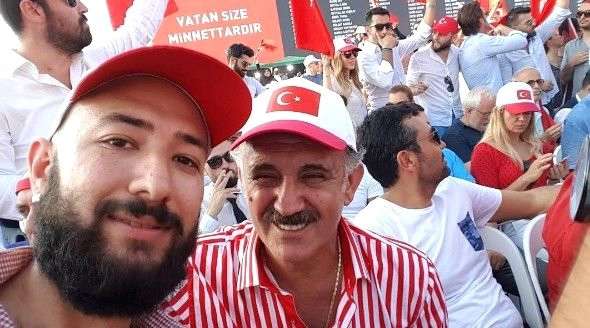 Demokrasi nöbetlerini fırsata çevirdi! - Sayfa 22