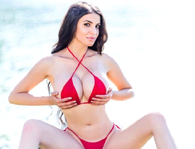 Türk manken verdiği pozlarla, dünyada aranan model haline geldi - Sayfa 28