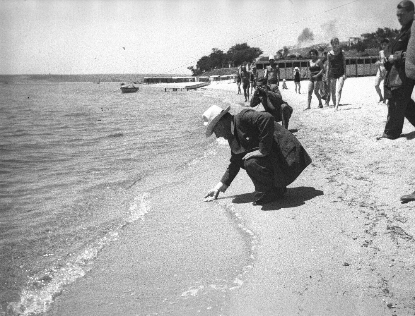 Atatürk'ün leblebilerini aşıran çocuğun arşivinden çıktı! - Sayfa 6