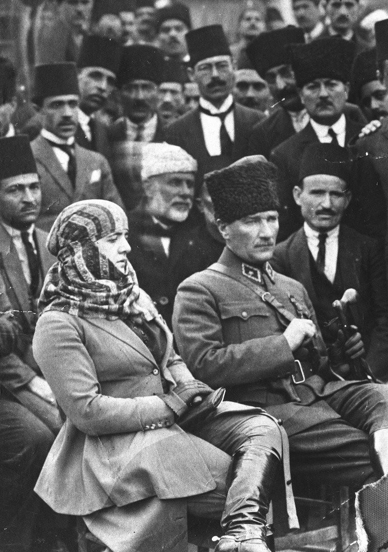 Atatürk'ün leblebilerini aşıran çocuğun arşivinden çıktı! - Sayfa 47