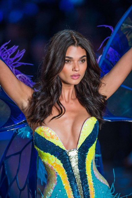 Victoria’s Secret defilesinde ilk Türk manken - Sayfa 31