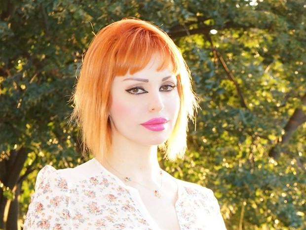 Adnan Oktar yine 17 bikinili 'kedicik'le poz verdi! - Sayfa 75