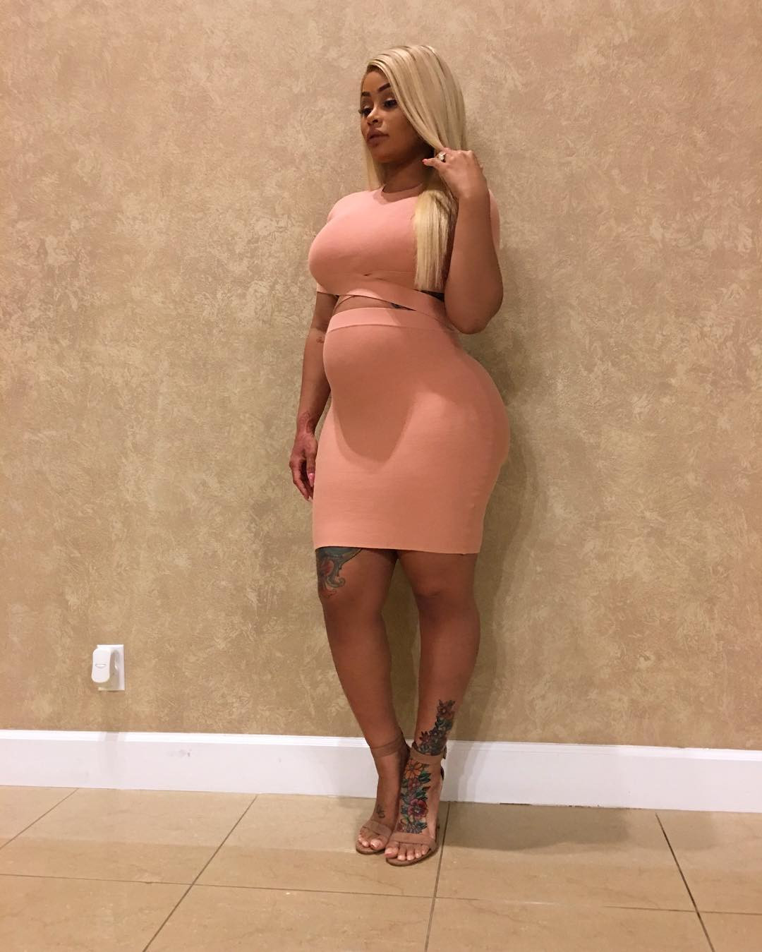 Blac Chyna'nın pozları olay yarattı - Sayfa 17