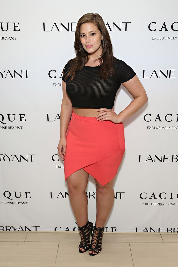 Ashley Graham transparan mayosuyla büyüledi - Sayfa 32