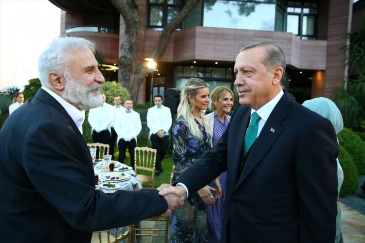 Cumhurbaşkanı Erdoğan'ın iftar yemeğine ünlü akını - Sayfa 6