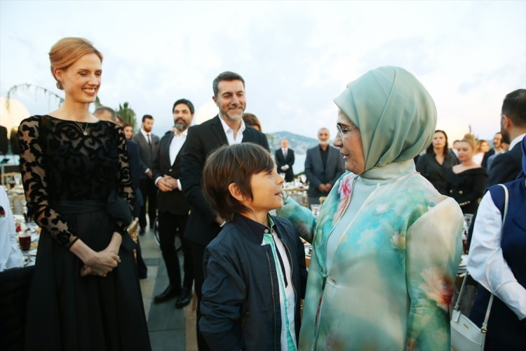 Cumhurbaşkanı Erdoğan'ın iftar yemeğine ünlü akını - Sayfa 34