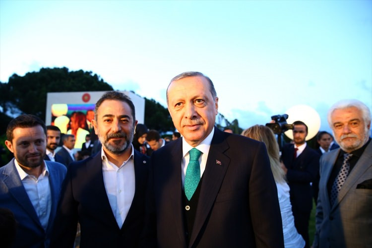 Cumhurbaşkanı Erdoğan'ın iftar yemeğine ünlü akını - Sayfa 46