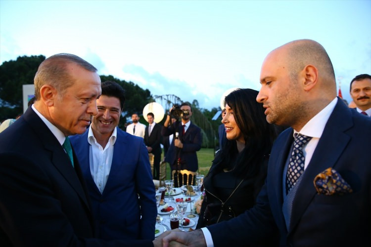 Cumhurbaşkanı Erdoğan'ın iftar yemeğine ünlü akını - Sayfa 58