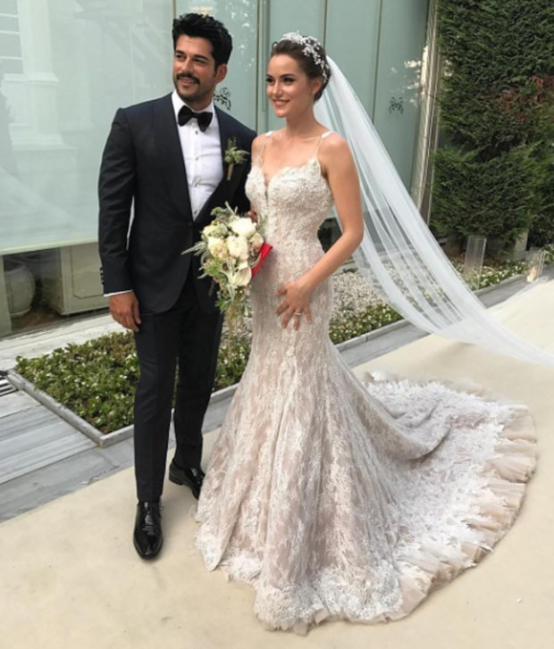 Burak Özçivit ile Fahriye Evcen evlendi! - Sayfa 23