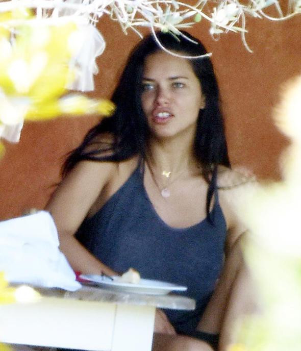 Metin Hara ve Adriana Lima Bodrum'da aşka geldi! - Sayfa 10