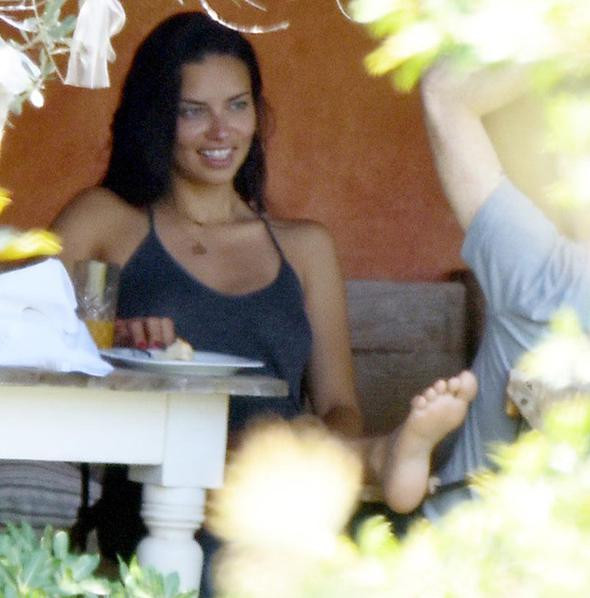 Metin Hara ve Adriana Lima Bodrum'da aşka geldi! - Sayfa 16