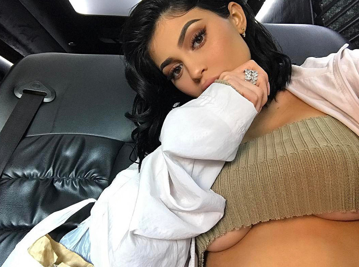 Kylie Jenner hamile mi? - Sayfa 1