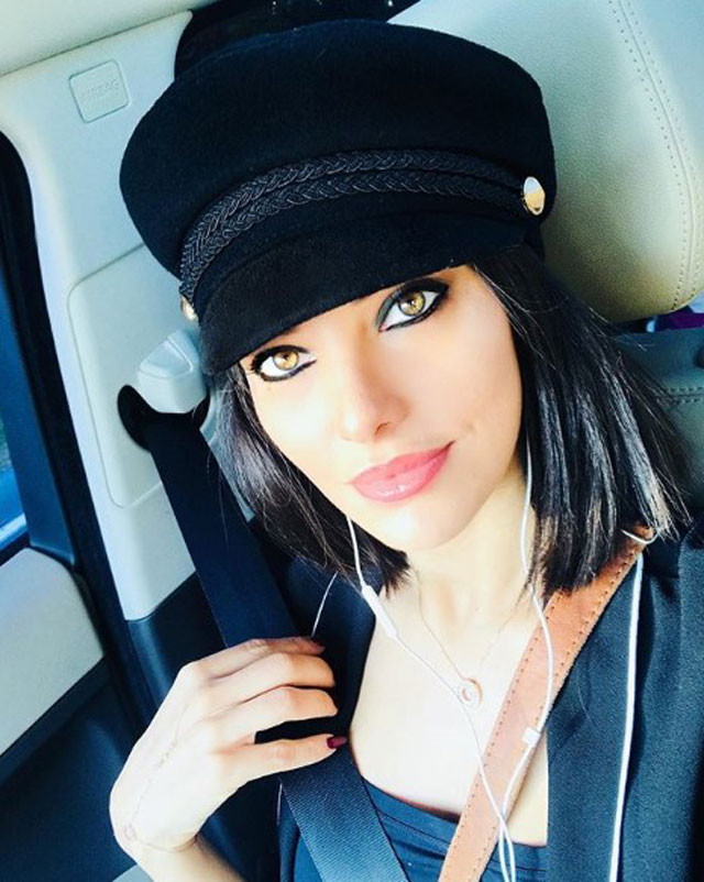 Tuvana Türkay'dan olay paylaşım! Bir kadınla dudak dudağa! - Sayfa 12