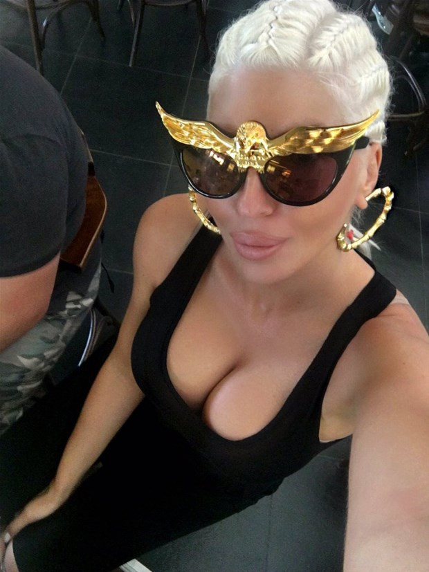 Jelena Karleusa çılgına döndü: Kıçımı öpün bitkinlikten ölün! - Sayfa 74