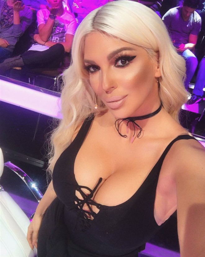 Jelena Karleusa çılgına döndü: Kıçımı öpün bitkinlikten ölün! - Sayfa 94