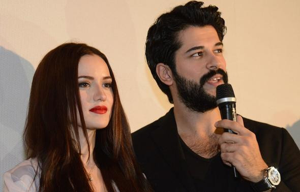 Burak Özçivit ile Fahriye Evcen'den kötü haber! Araları bozuk! - Sayfa 8