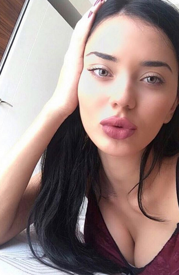 Cansu Taşkın Instagram'ı salladı: Bu da mı photoshop? - Sayfa 17