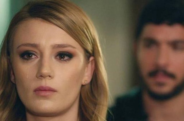 Gizem Karaca’nın evinde esrar öğütme makinesi ele geçirildi - Sayfa 9