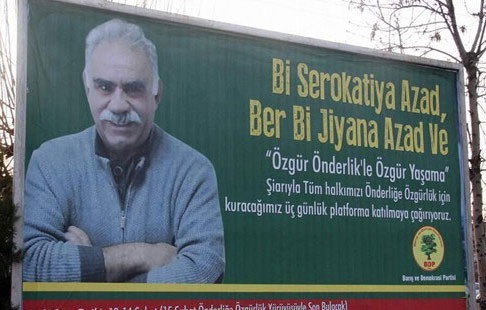 BDP'den şok eden seçim çalışması! Öcalan'lı bilbord! - Resim : 1