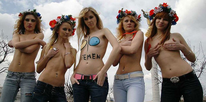 FEMEN Can Dündar ve Erdem Gül için soyundu! - Resim : 6